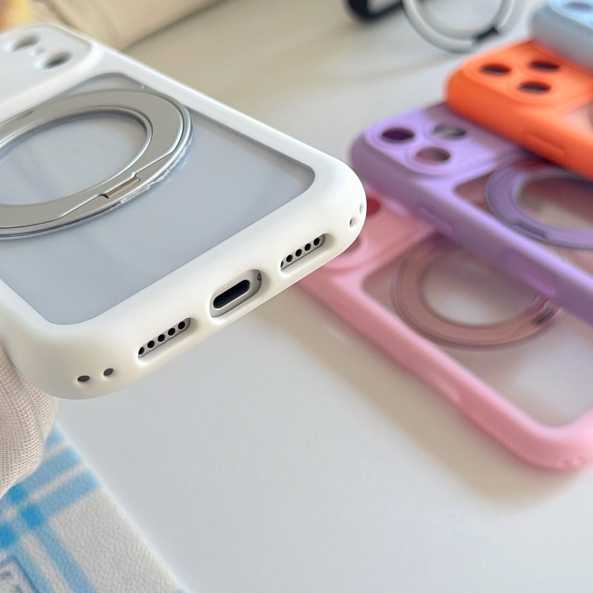 360° Integrated Pivot Clear Bubble Phone Case – 6 Colors