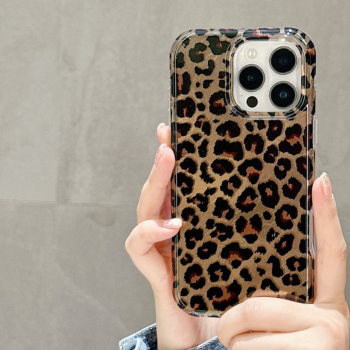 IMD Leopard Print Holographic Phone Case with Wrist Strap